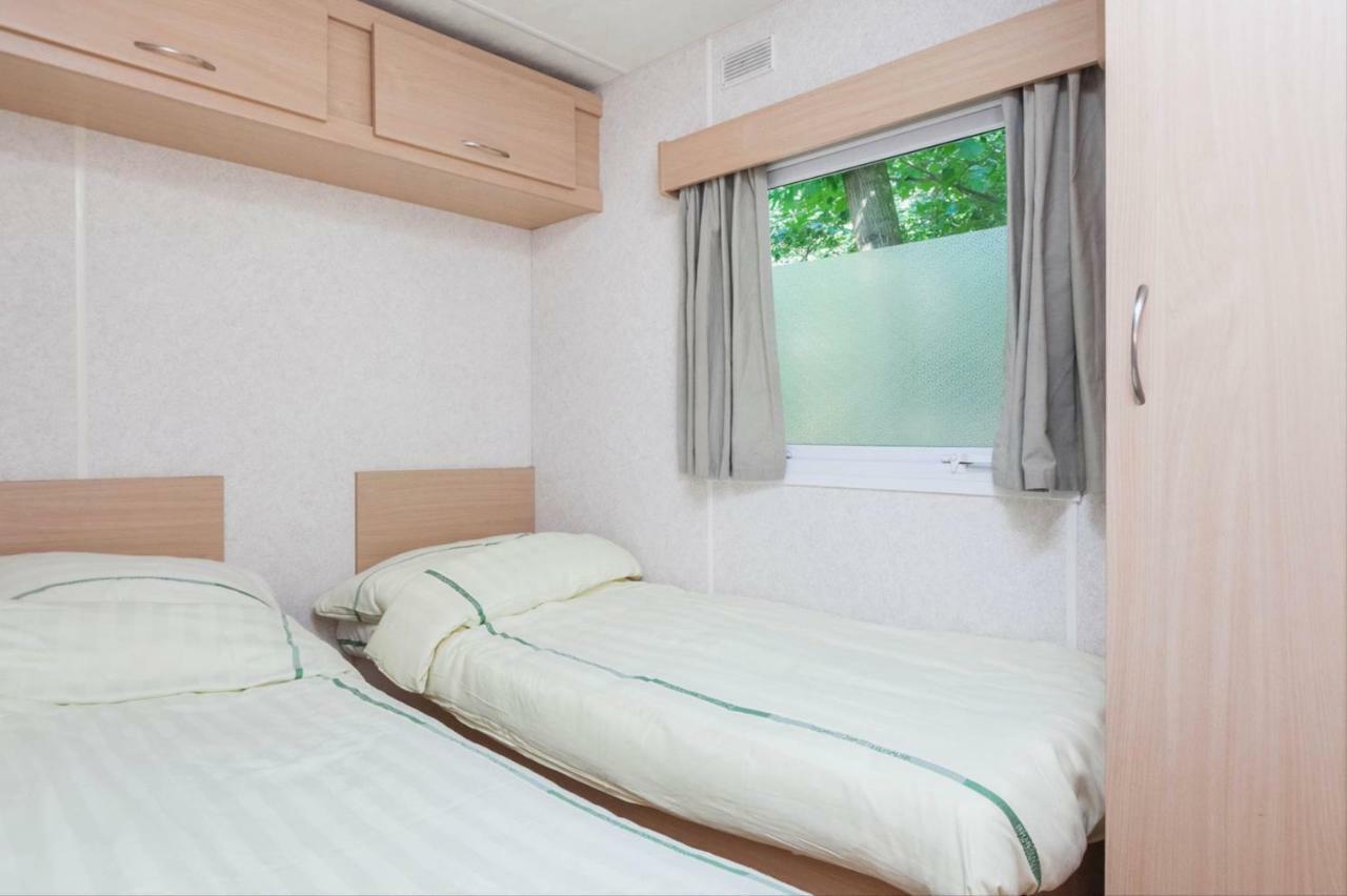 Ra Veluwe Mobile Home Арнем Экстерьер фото